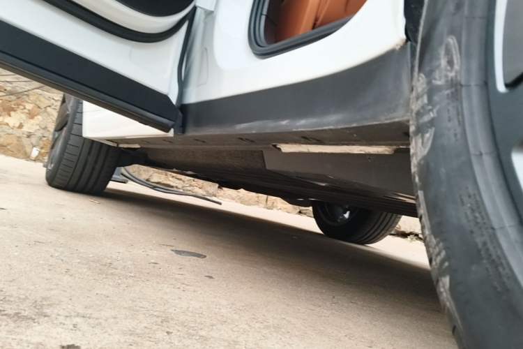 Used Li Auto L6 2024 Pro Model Left Side Sill