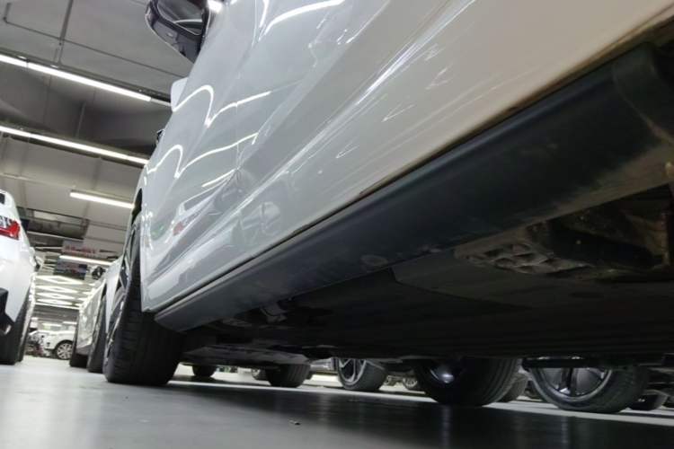 Used Li Auto L6 2024 Pro Model Left Side Sill
