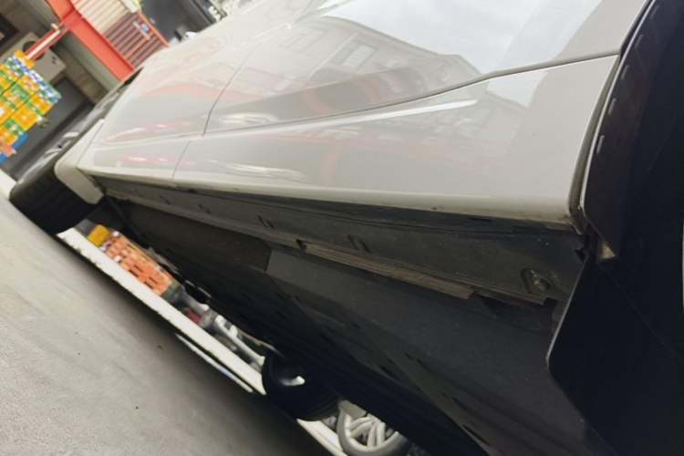 Used Li Auto L6 2024 Max Left Side Sill
