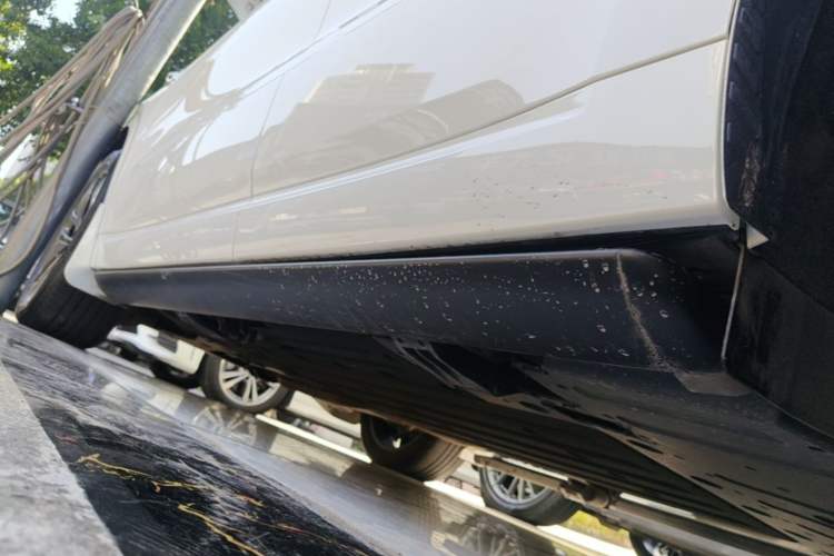 Used Li Auto L6 2024 Pro Model Left Side Sill