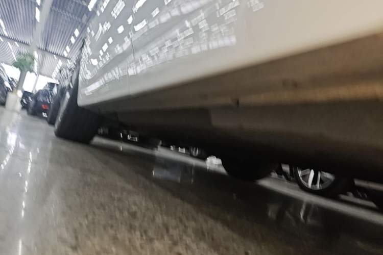 Used Li Auto L6 2024 Pro Model Left Side Sill