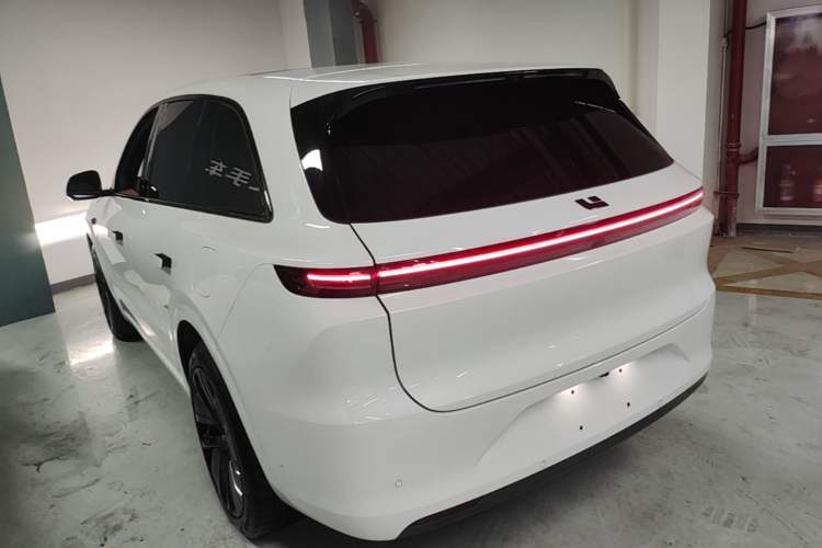 Used Li Auto L6 2024 Pro Model Rear Left 45 Deg