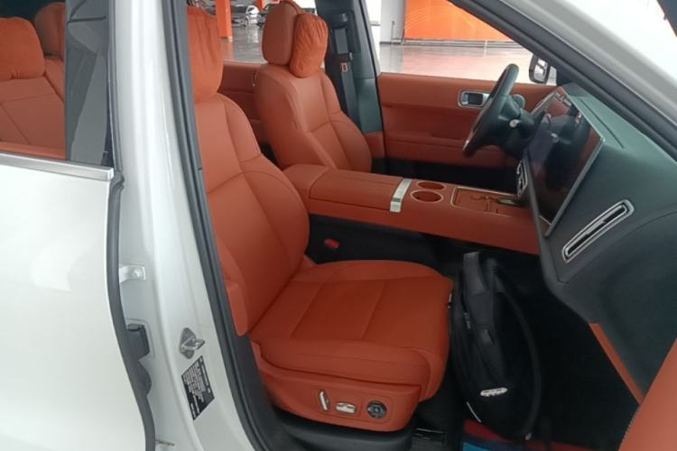 Used Li Auto L6 2024 Pro Model Right Front Seat