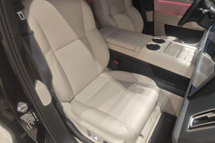 Used Li Auto L6 2024 Pro Model Right Front Seat