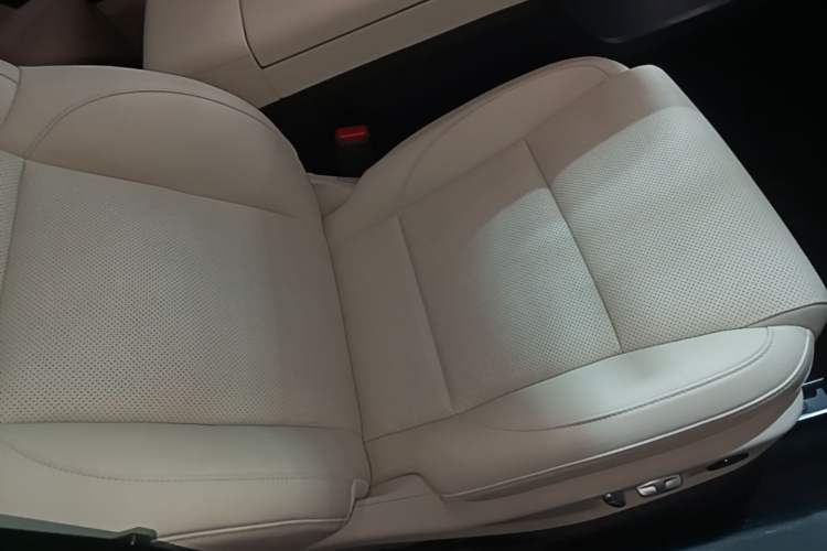 Used Li Auto L6 2024 Max Right Front Seat
