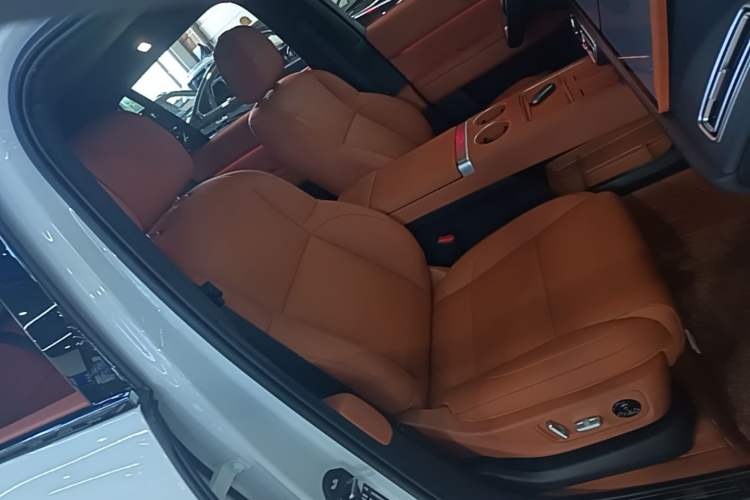 Used Li Auto L6 2024 Pro Model Right Front Seat