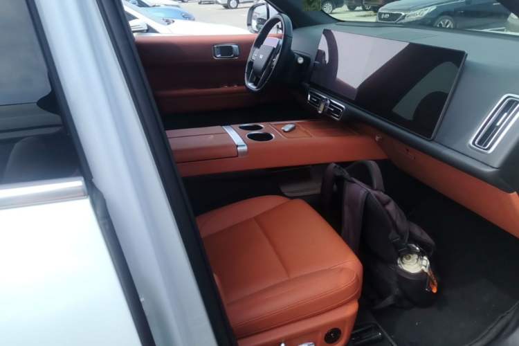 Used Li Auto L6 2024 Pro Model Right Front Seat