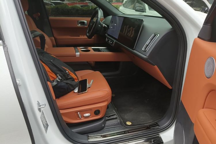 Used Li Auto L6 2024 Pro Model Right Front Seat