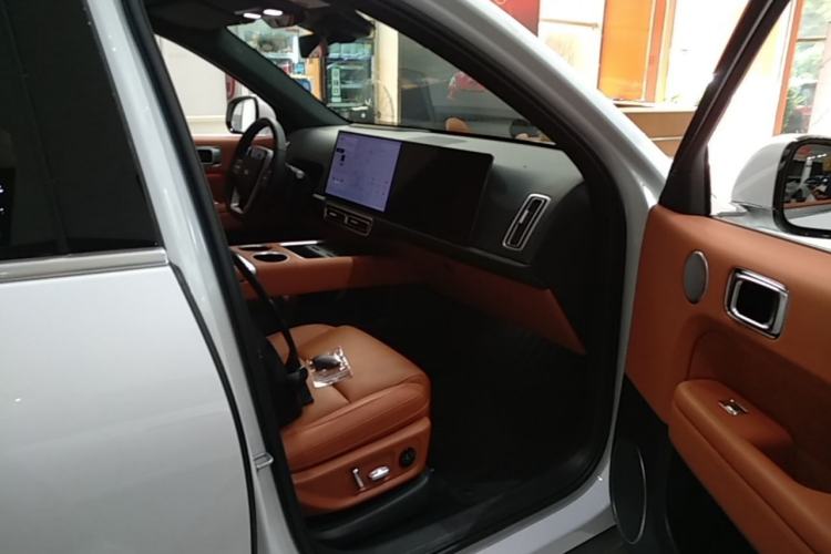 Used Li Auto L6 2024 Pro Model Right Front Seat