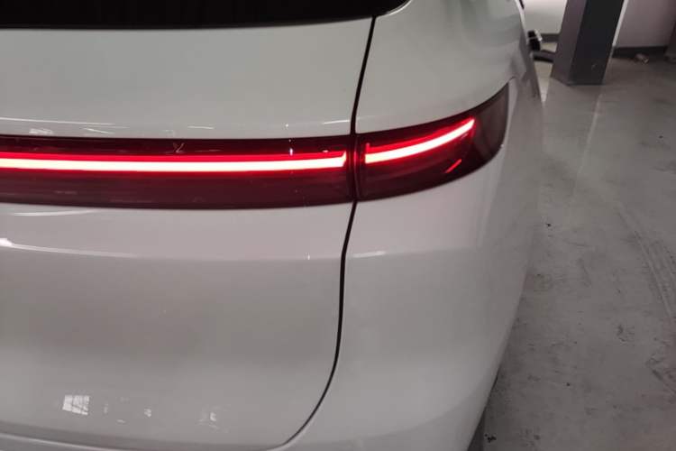 Used Li Auto L6 2024 Pro Model Right Rear Taillight