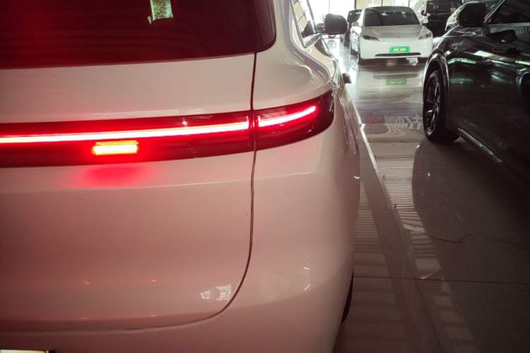 Used Li Auto L6 2024 Pro Model Right Rear Taillight