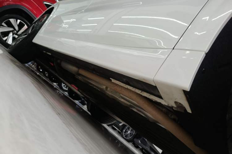 Used Li Auto L6 2024 Pro Model Right Side Sill