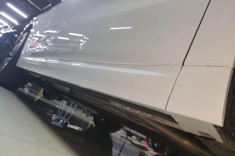 Used Li Auto L6 2024 Pro Model Right Side Sill