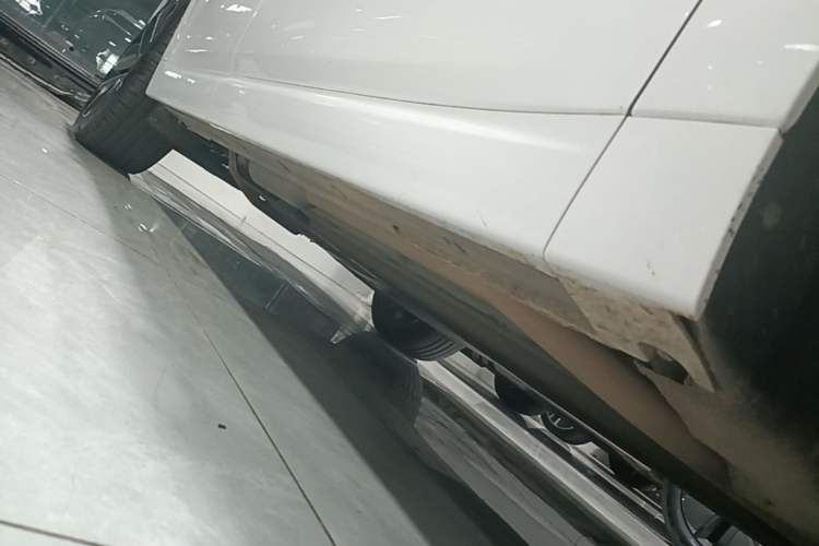 Used Li Auto L6 2024 Pro Model Right Side Sill