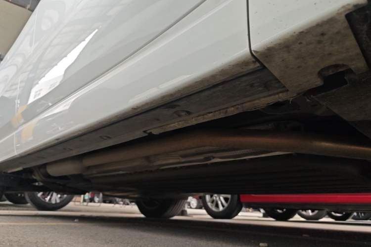 Used Li Auto L6 2024 Pro Model Right Side Sill