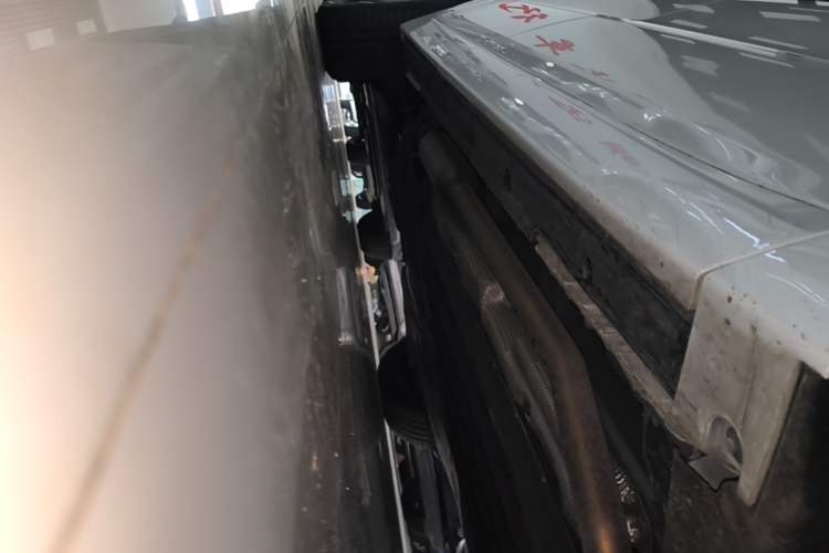 Used Li Auto L6 2024 Pro Model Right Side Sill
