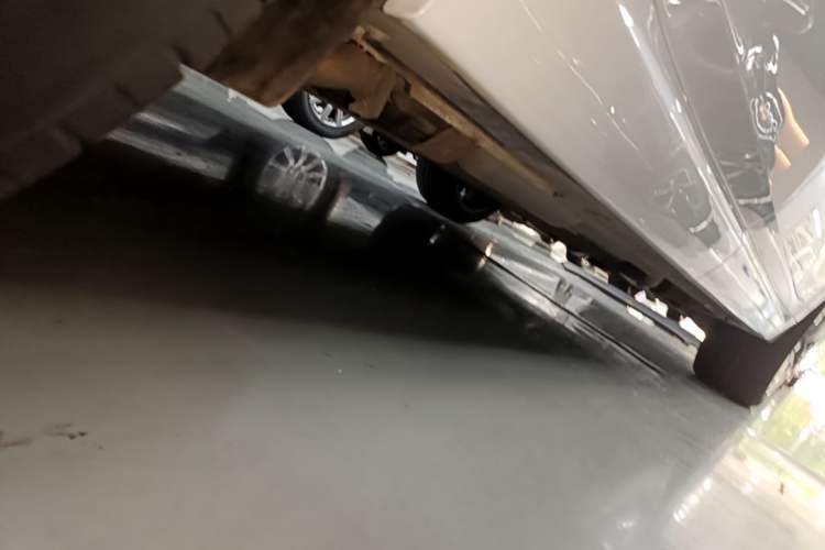 Used Li Auto L6 2024 Pro Model Right Side Sill