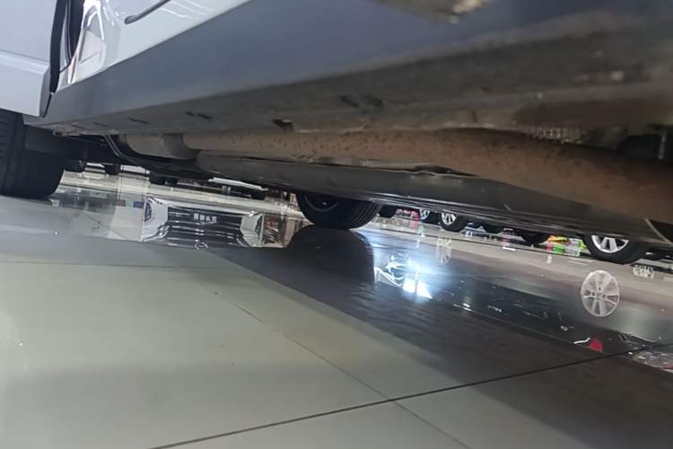 Used Li Auto L6 2024 Pro Model Right Side Sill
