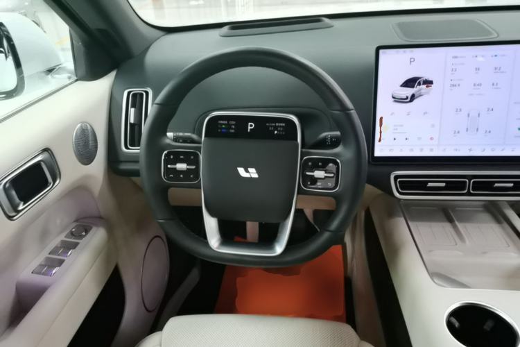 Used Li Auto L6 2024 Pro Model Steering Wheel