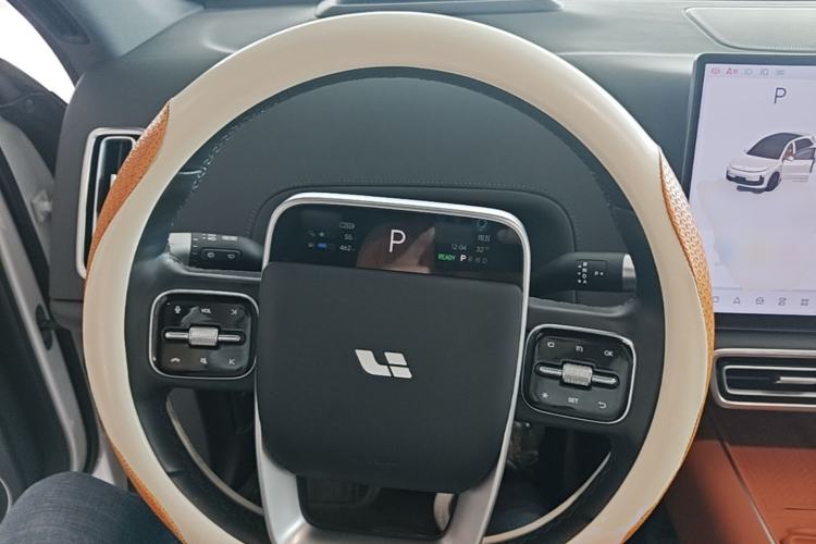 Used Li Auto L6 2024 Pro Model Steering Wheel
