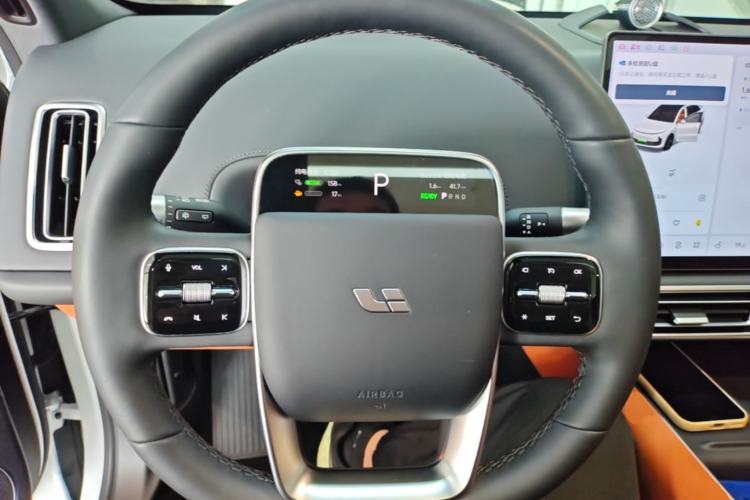 Used Li Auto L6 2024 Pro Model Steering Wheel