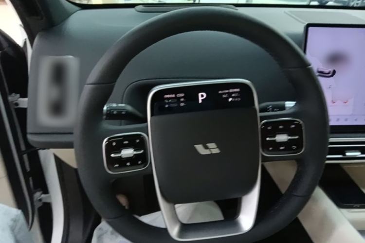 Used Li Auto L6 2024 Pro Model Steering Wheel