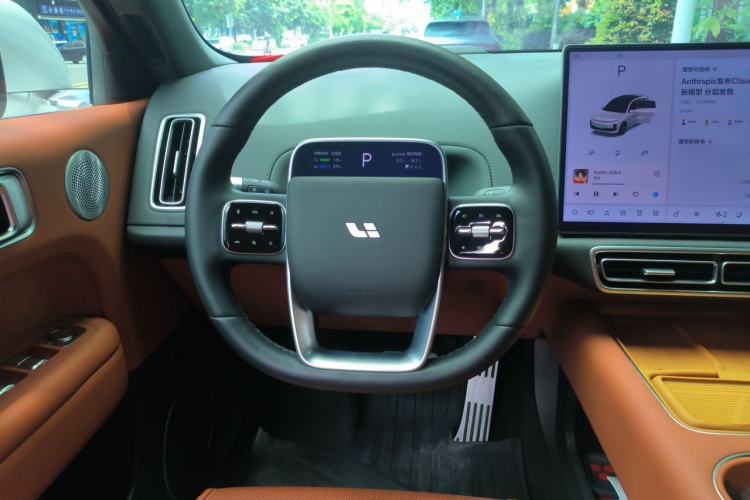 Used Li Auto L6 2024 Pro Model Steering Wheel