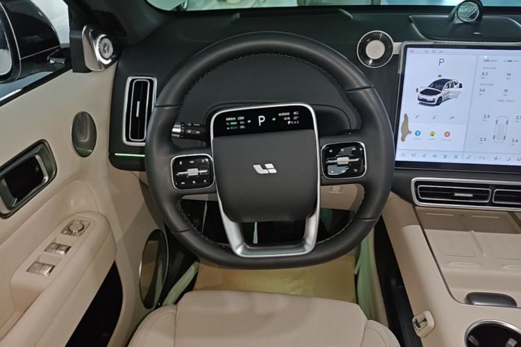 Used Li Auto L6 2024 Pro Model Steering Wheel
