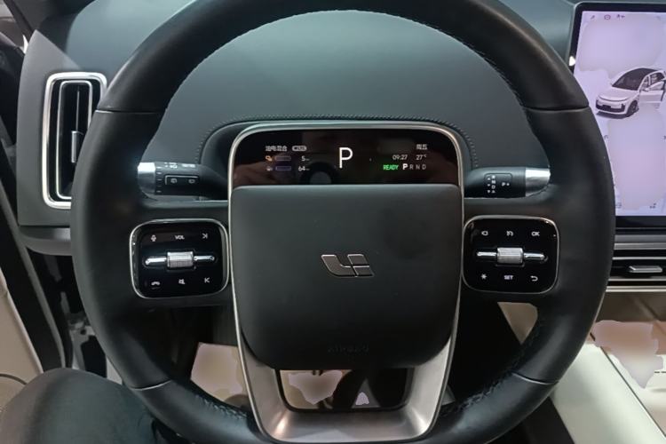 Used Li Auto L6 2024 Max Steering Wheel