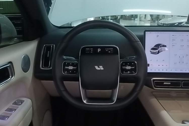 Used Li Auto L6 2024 Pro Model Steering Wheel