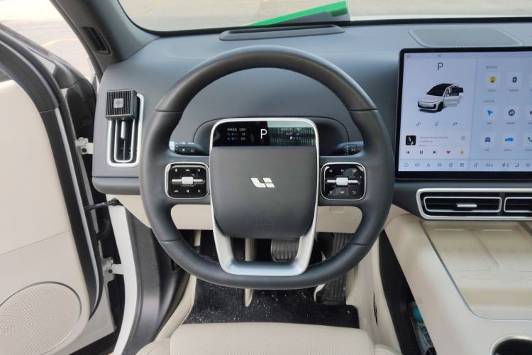 Used Li Auto L6 2024 Pro Model Steering Wheel