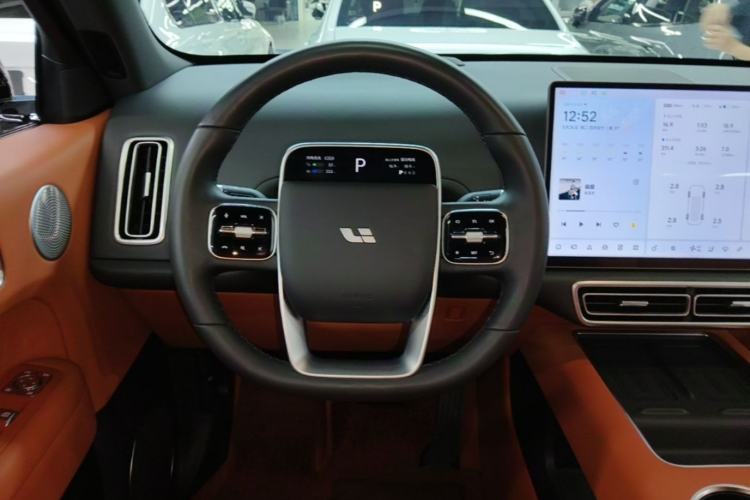 Used Li Auto L6 2024 Pro Model Steering Wheel