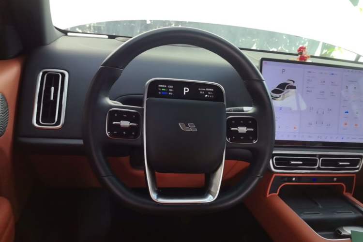 Used Li Auto L6 2024 Pro Model Steering Wheel