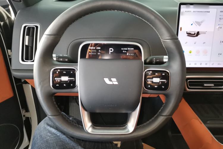 Used Li Auto L6 2024 Pro Model Steering Wheel