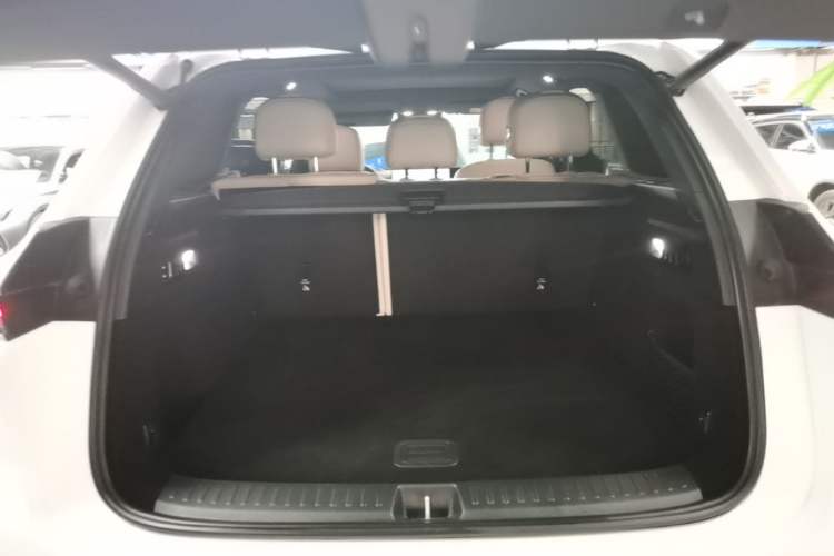 Used Li Auto L6 2024 Pro Model Trunk