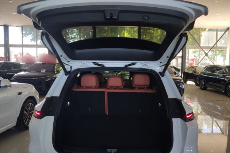 Used Li Auto L6 2024 Max Trunk