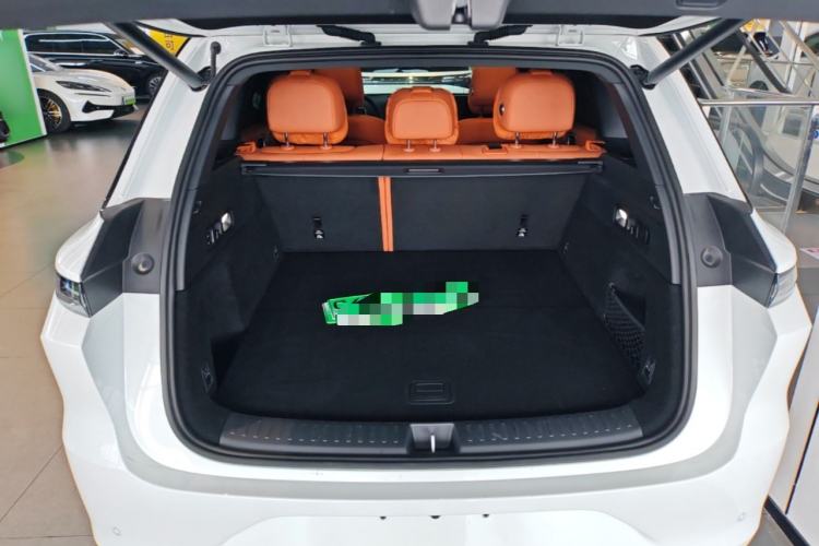 Used Li Auto L6 2024 Pro Model Trunk