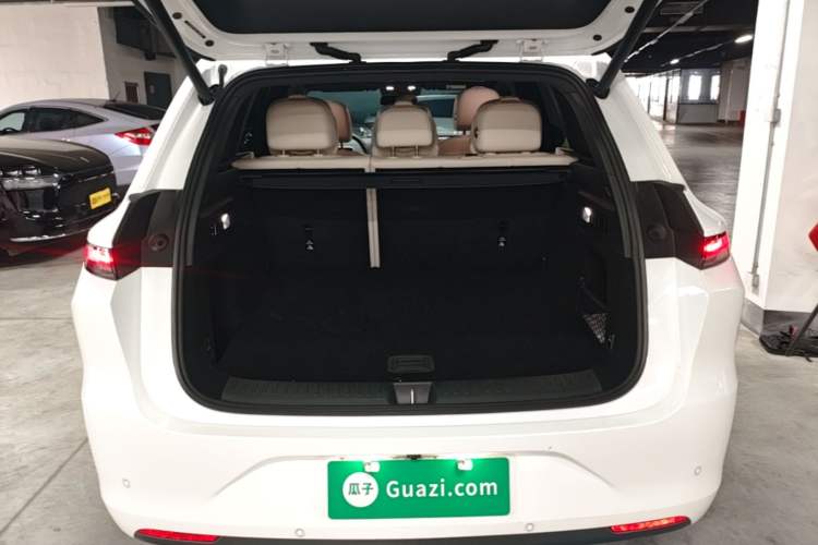 Used Li Auto L6 2024 Max Trunk