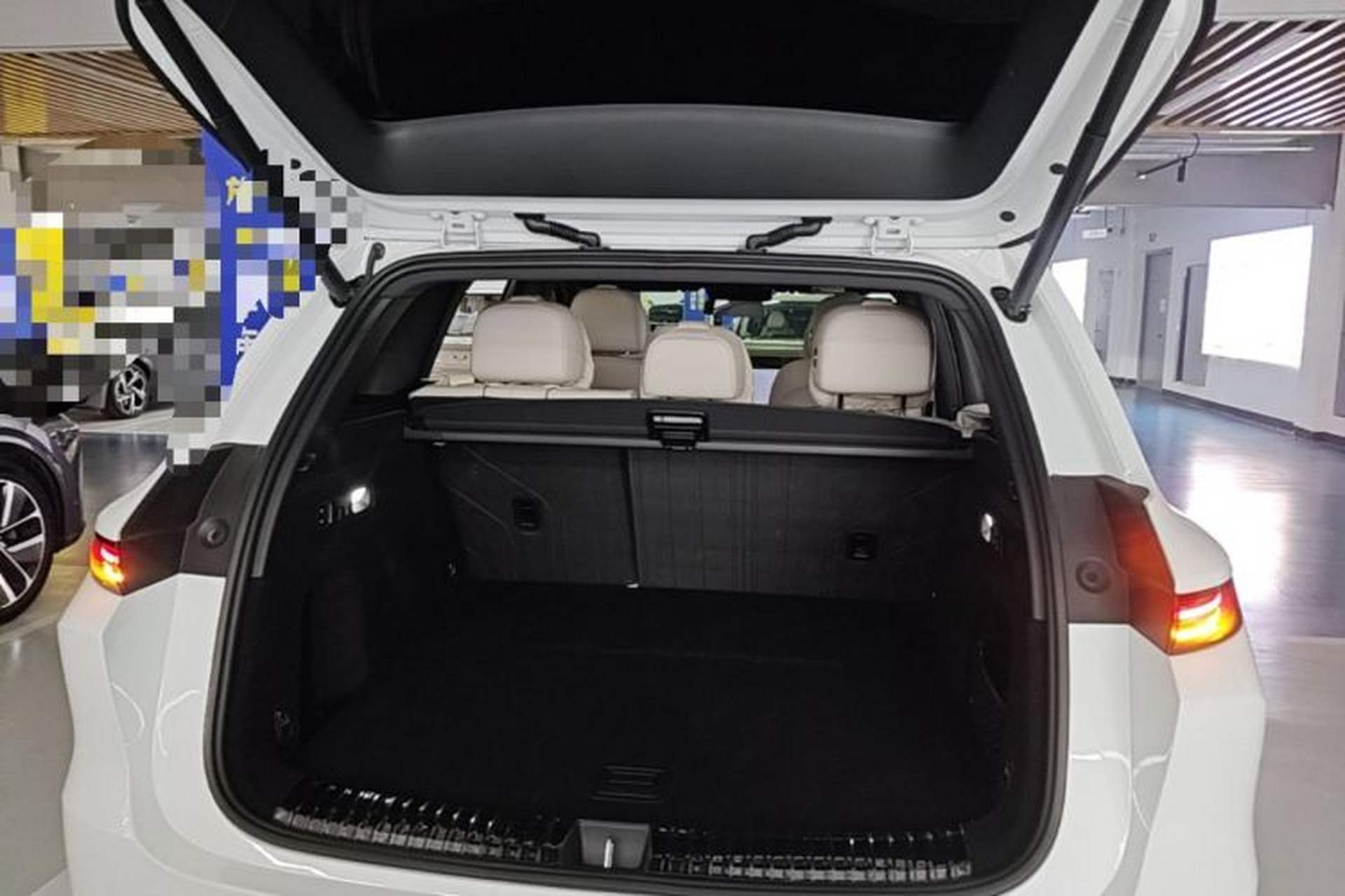 Used Li Auto L6 2024 Pro Model Trunk