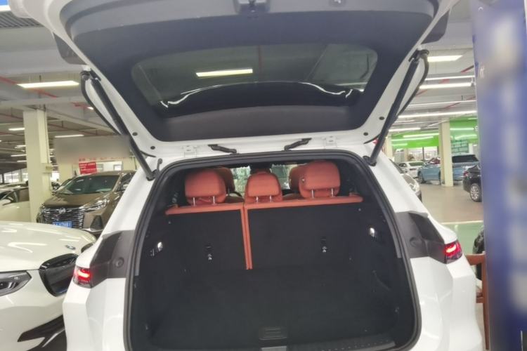 Used Li Auto L6 2024 Pro Model Trunk