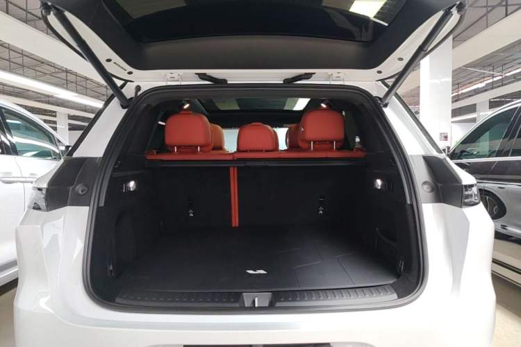 Used Li Auto L6 2024 Pro Model Trunk