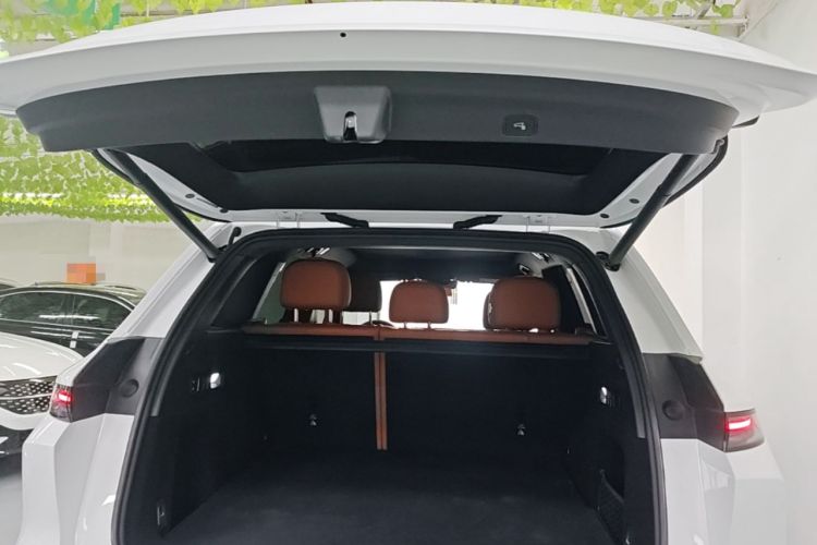 Used Li Auto L6 2024 Pro Model Trunk