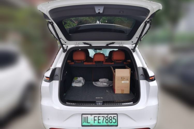 Used Li Auto L6 2024 Pro Model Trunk