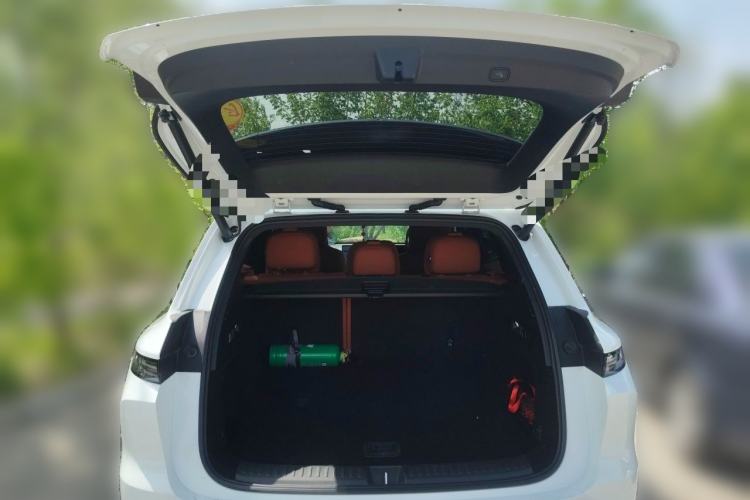 Used Li Auto L6 2024 Pro Model Trunk