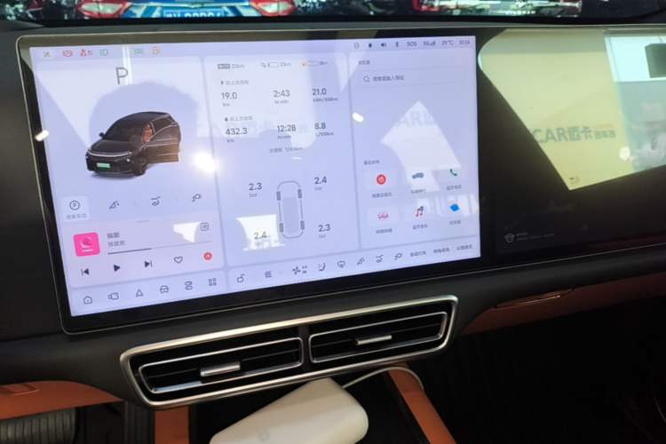 Used Li Auto L6 2025 Pro Smart Refresh Edition Audio And AC Panel