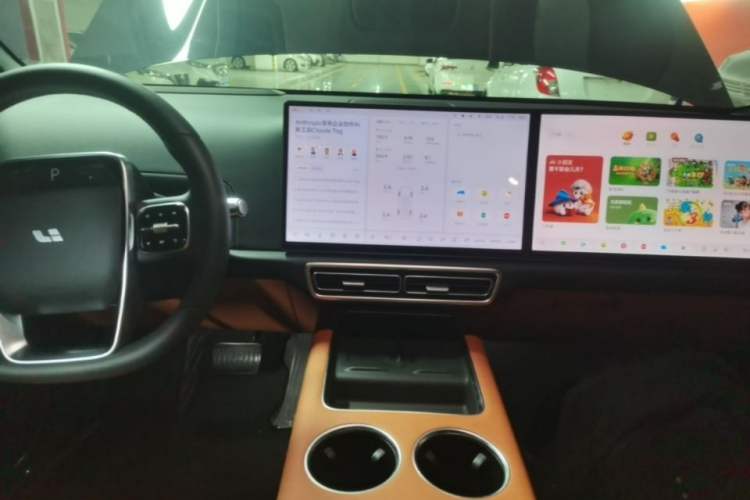 Used Li Auto L6 2025 Pro Smart Refresh Edition Audio And AC Panel