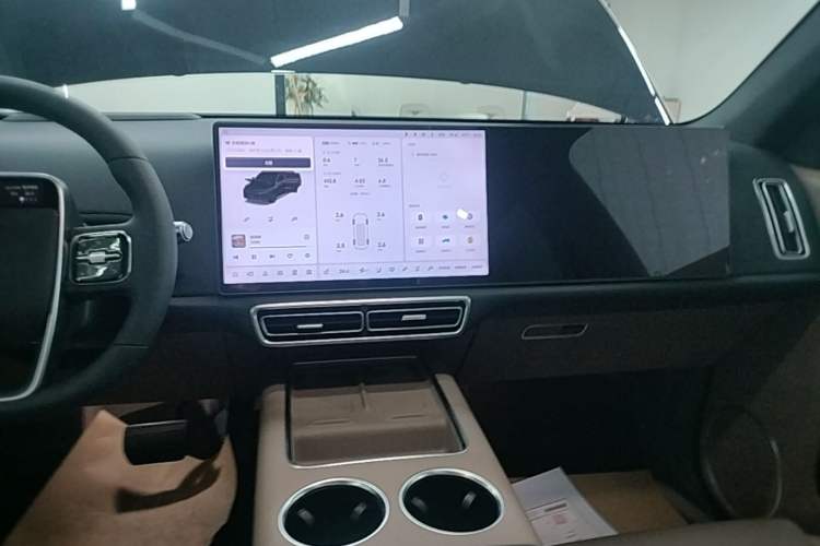 Used Li Auto L6 2025 Max Smart Refresh Edition Audio And AC Panel