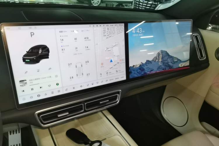 Used Li Auto L6 2025 Pro Smart Refresh Edition Audio And AC Panel