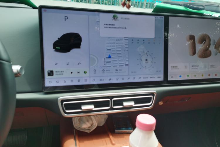 Used Li Auto L6 2025 Pro Smart Refresh Edition Audio And AC Panel