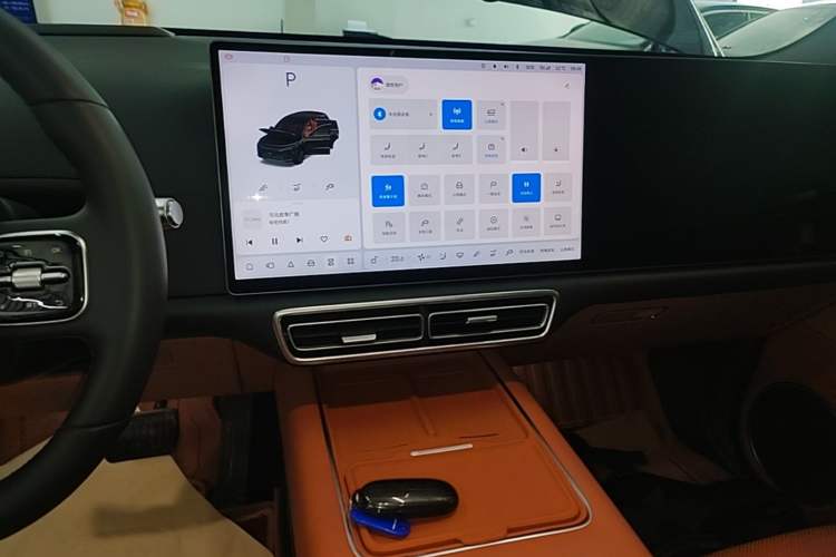 Used Li Auto L6 2025 Pro Smart Refresh Edition Audio And AC Panel